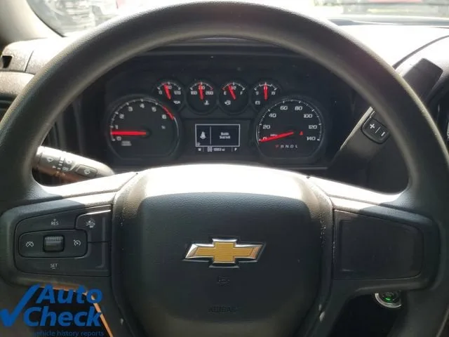 2025 Chevrolet Silverado 2500 HD Custom photo 20