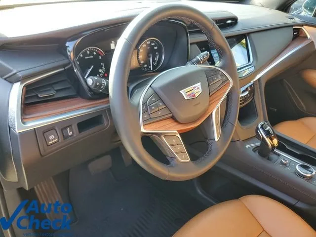 2025 Cadillac XT5 Premium Luxury photo 19