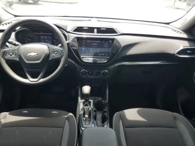 2023 Chevrolet Trailblazer LT photo 14
