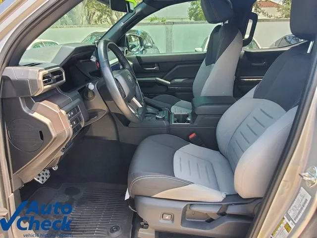 2025 Toyota Tacoma 2WD SR5 photo 15