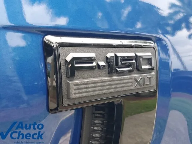 2022 Ford F-150 XL photo 6