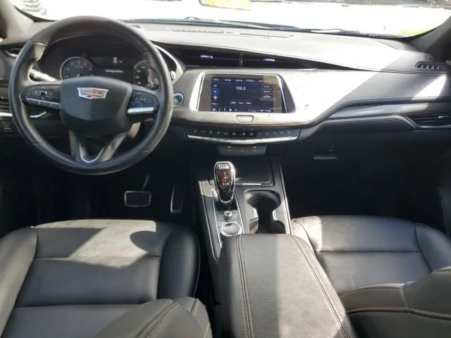 2023 Cadillac XT4 Sport photo 14