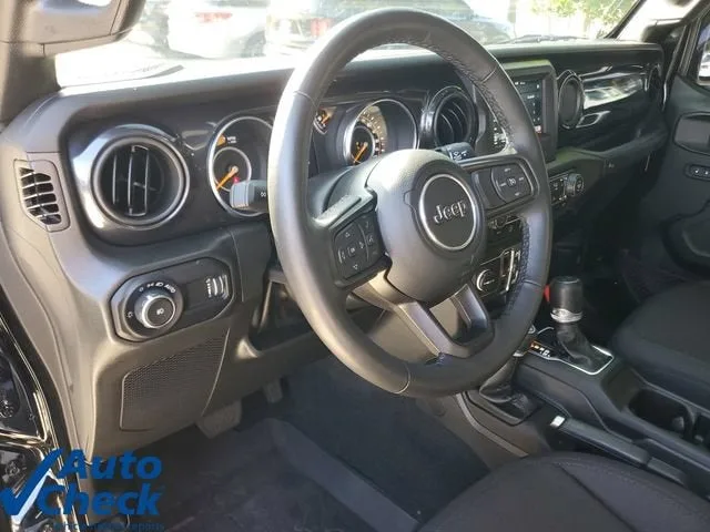 2023 Jeep Wrangler 4-Door Sport Altitude 4x4 photo 16