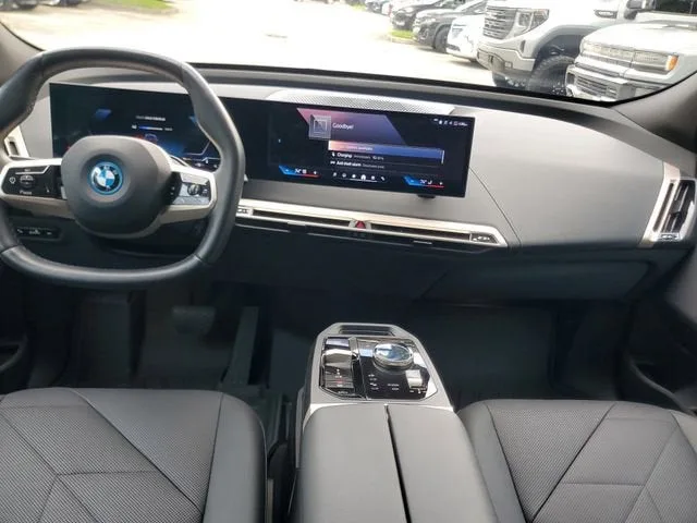 2024 BMW iX xDrive50 photo 15