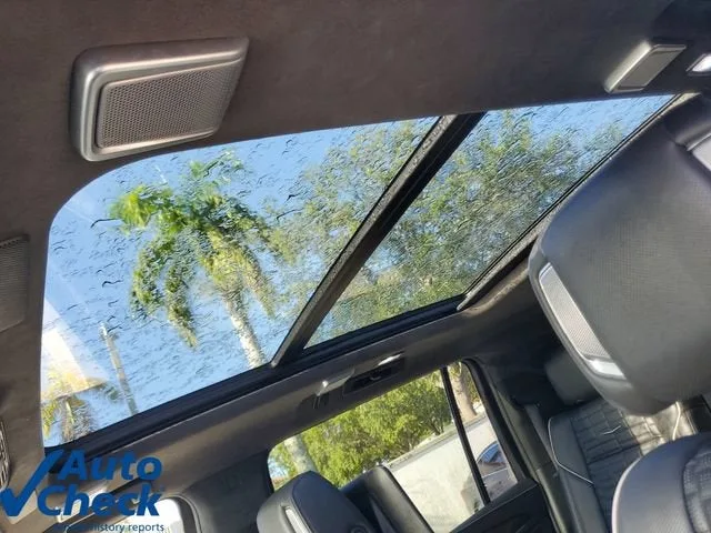 2023 Cadillac Escalade ESV Sport Platinum photo 22