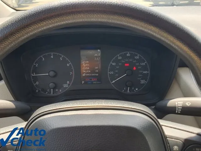 2024 Toyota Corolla LE photo 23