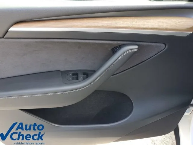 2023 Tesla Model Y Long Range photo 15