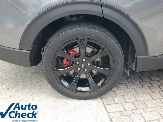 2023 Ford Explorer ST photo 8