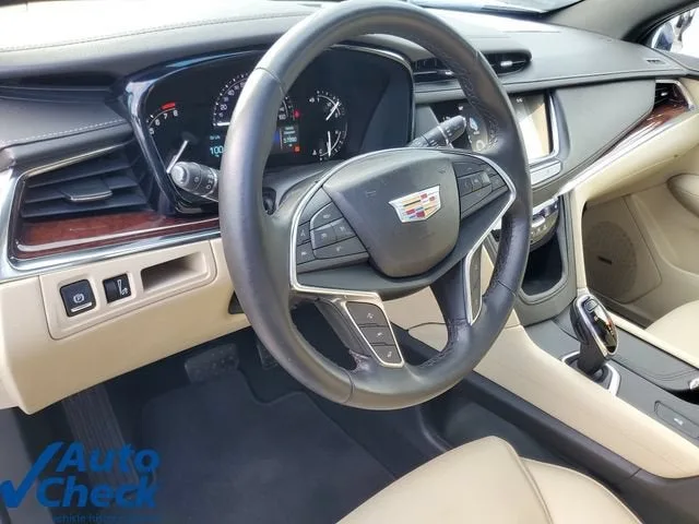 2019 Cadillac XT5 Luxury FWD photo 19