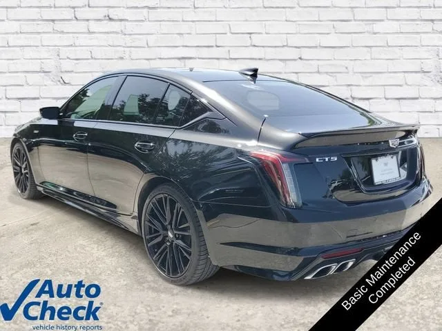 2024 Cadillac CT5-V V-Series photo 2