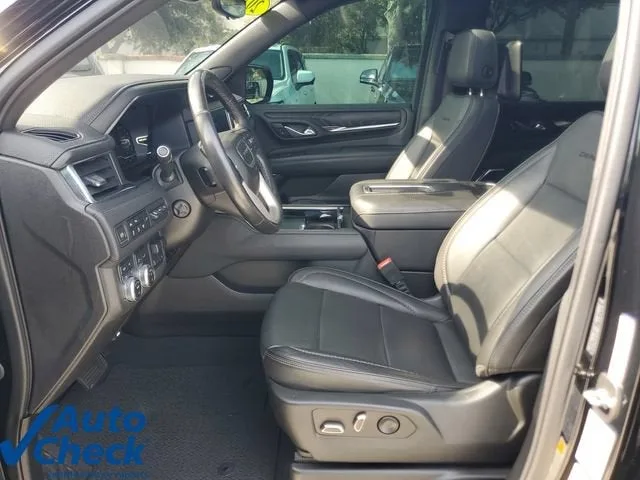 2022 GMC Yukon XL Denali photo 20