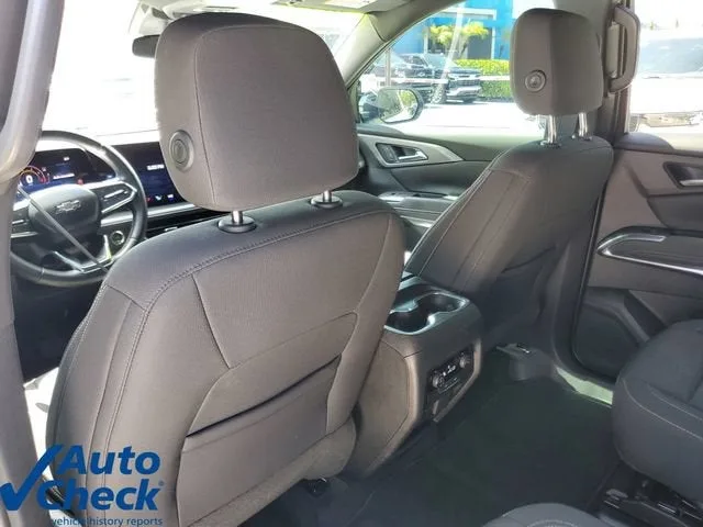 2024 Chevrolet Traverse LT photo 14