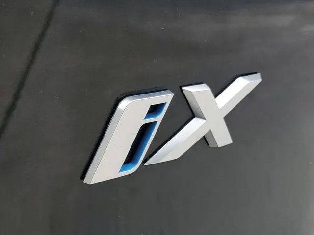 2024 BMW iX xDrive50 photo 7