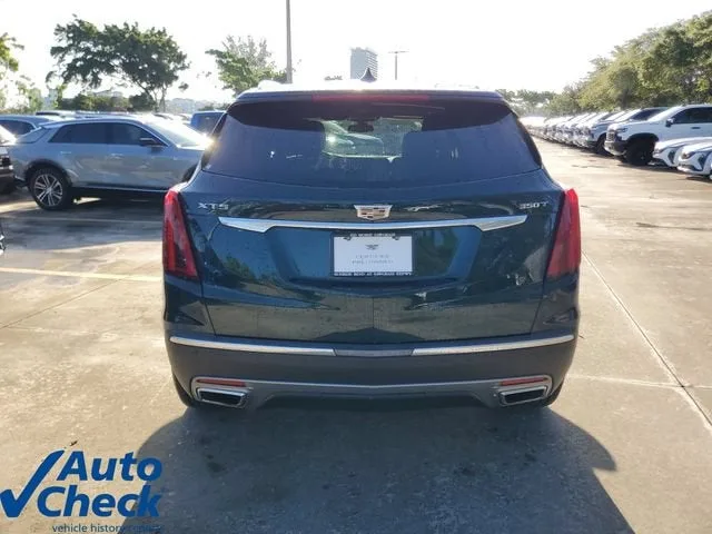 2025 Cadillac XT5 Premium Luxury photo 3
