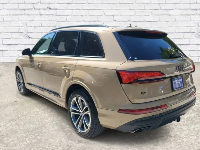 2025 Audi Q7 Premium Plus photo 2