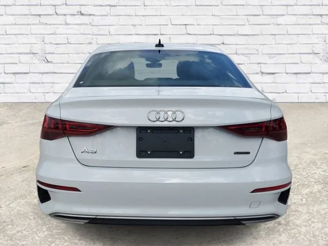 2022 Audi A3 Premium photo 3