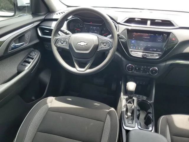 2023 Chevrolet Trailblazer LT photo 16