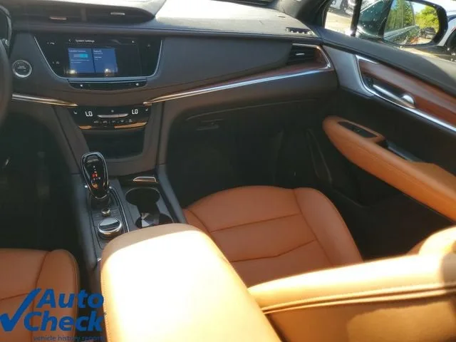 2025 Cadillac XT5 Premium Luxury photo 16