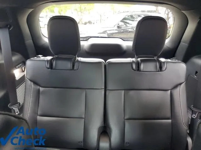 2023 Ford Explorer ST photo 12