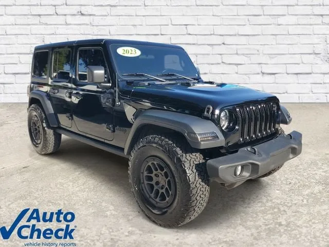 2023 Jeep Wrangler 4-Door Sport Altitude 4x4 photo 5