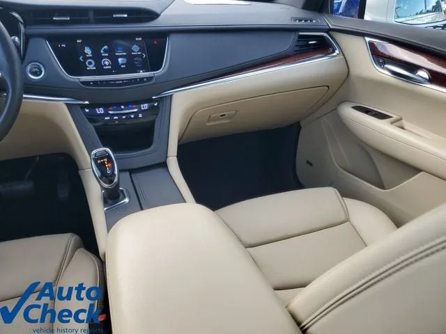 2019 Cadillac XT5 Luxury FWD photo 16