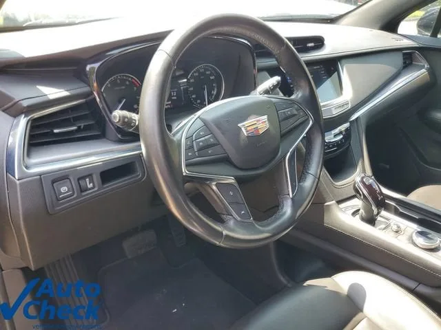 2023 Cadillac XT5 Luxury photo 19