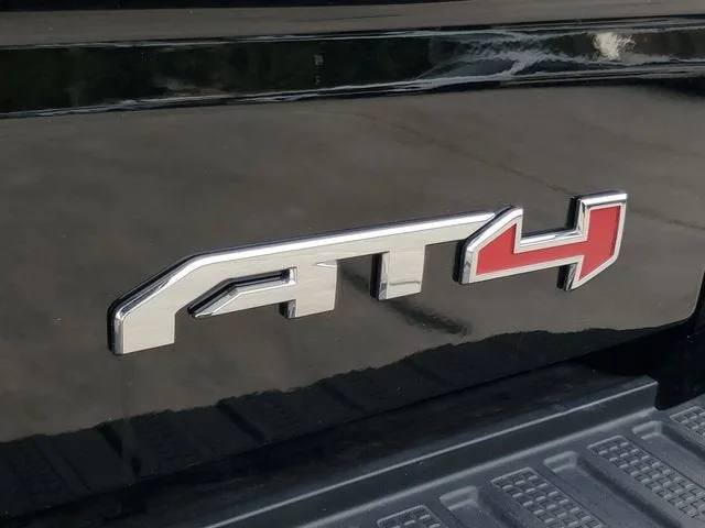 2026 GMC Sierra 1500 AT4 photo 9