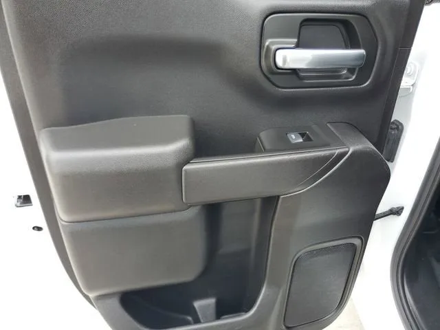 2025 GMC Sierra 1500 Pro photo 12