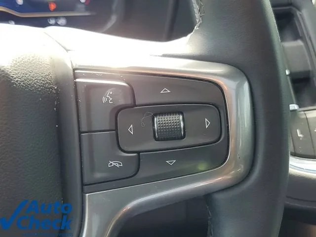 2024 Chevrolet Suburban LT photo 26
