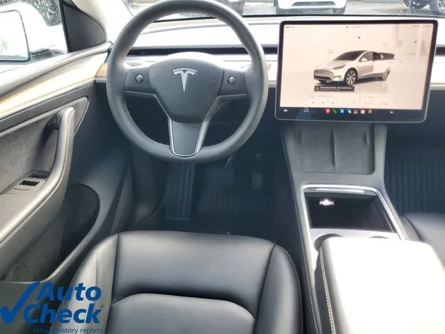2023 Tesla Model Y Long Range photo 12