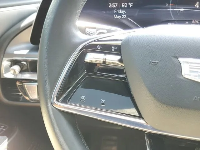 2024 Cadillac LYRIQ Tech photo 23