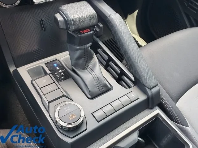 2025 Toyota Tacoma 2WD SR5 photo 24