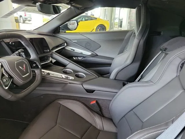 2026 Chevrolet Corvette Stingray 1LT photo 6