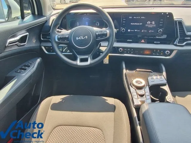 2023 Kia Sportage Hybrid LX photo 16