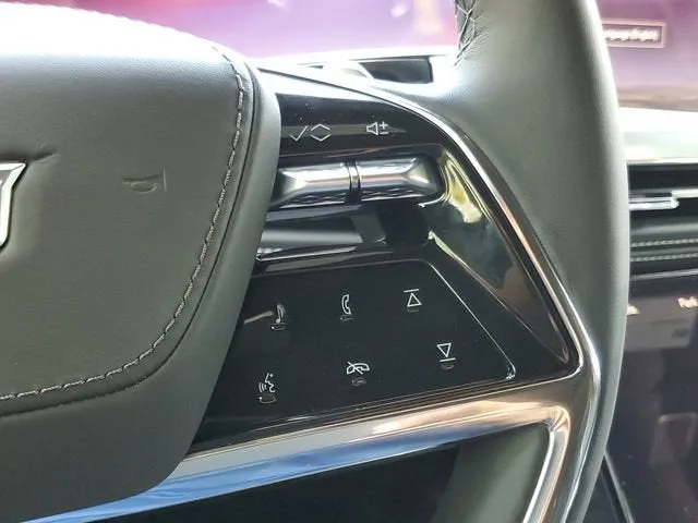 2026 Cadillac Escalade Platinum Sport photo 22