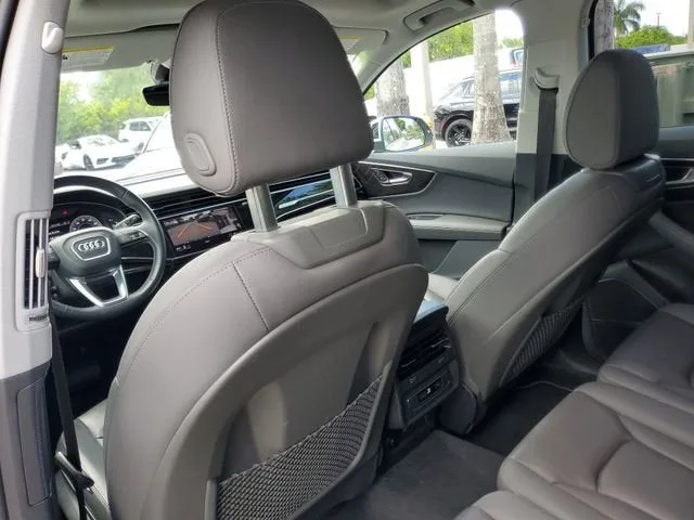 2025 Audi Q7 Premium Plus photo 14