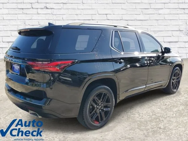 2023 Chevrolet Traverse Premier photo 4