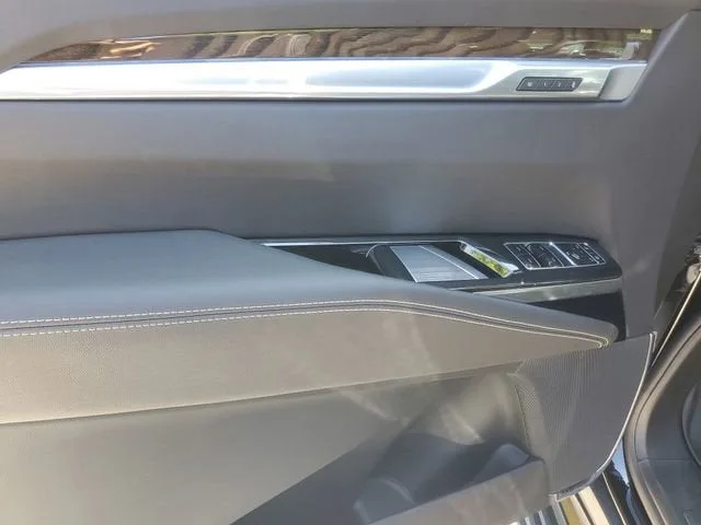 2026 Cadillac Escalade Platinum Sport photo 19