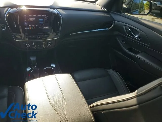 2023 Chevrolet Traverse Premier photo 17