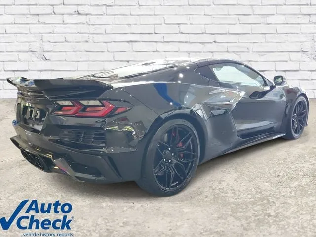 2024 Chevrolet Corvette Z06 3LZ photo 4