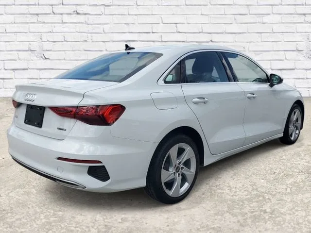 2022 Audi A3 Premium photo 4