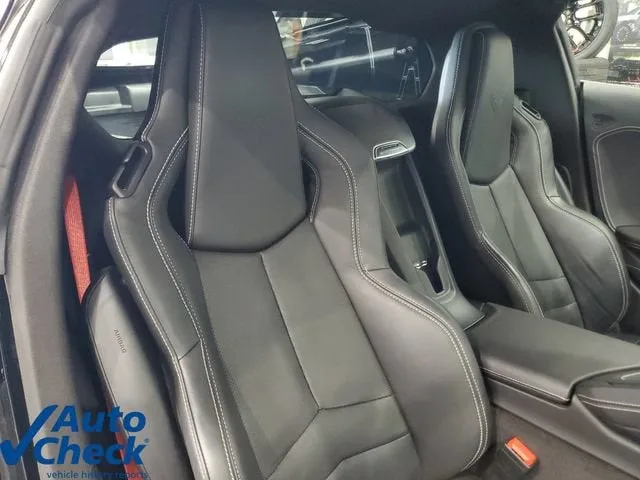 2024 Chevrolet Corvette Stingray 2LT photo 11