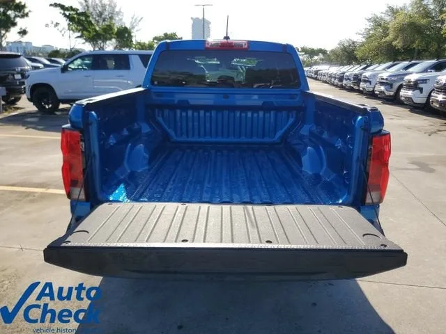 2024 Chevrolet Colorado LT photo 10