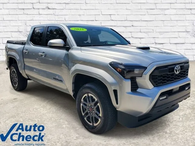 2025 Toyota Tacoma 2WD SR5 photo 4