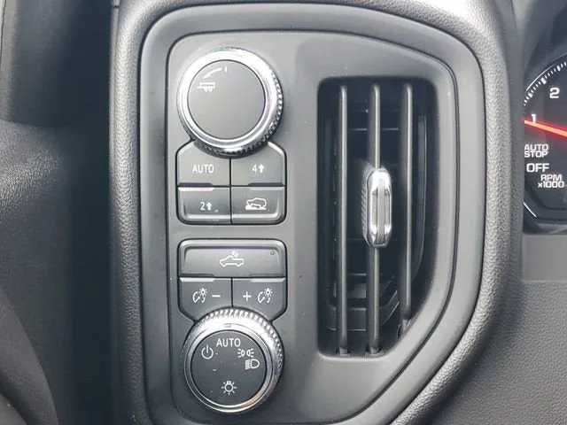 2025 GMC Sierra 1500 Pro photo 25