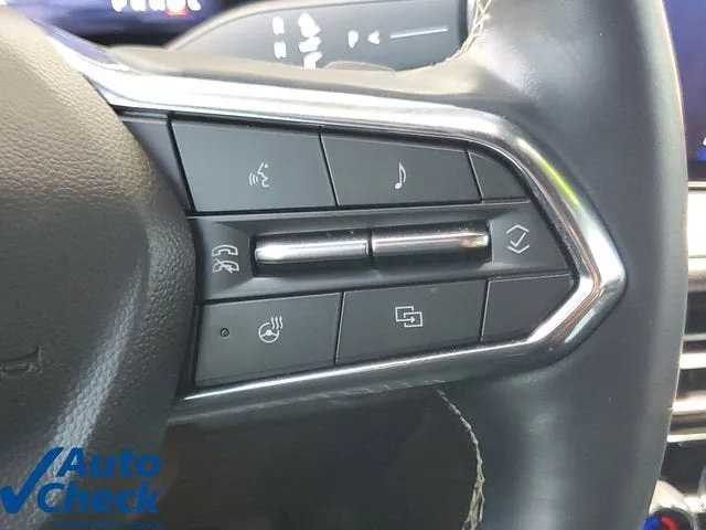 2024 Chevrolet Traverse LT photo 25