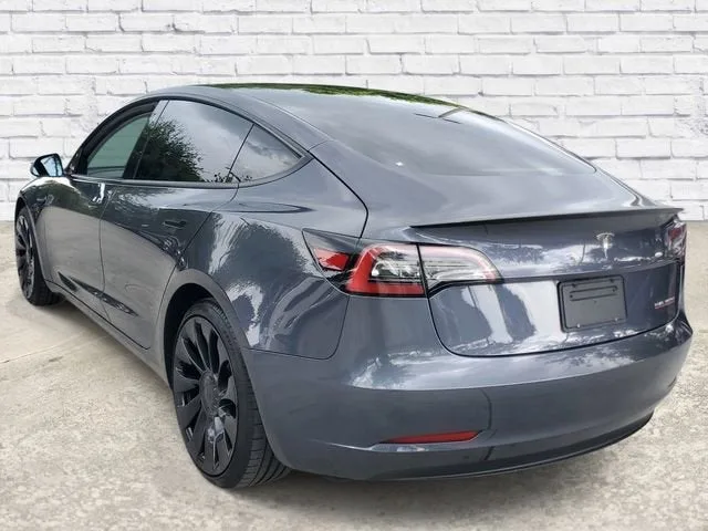 2023 Tesla Model 3 Performance photo 2