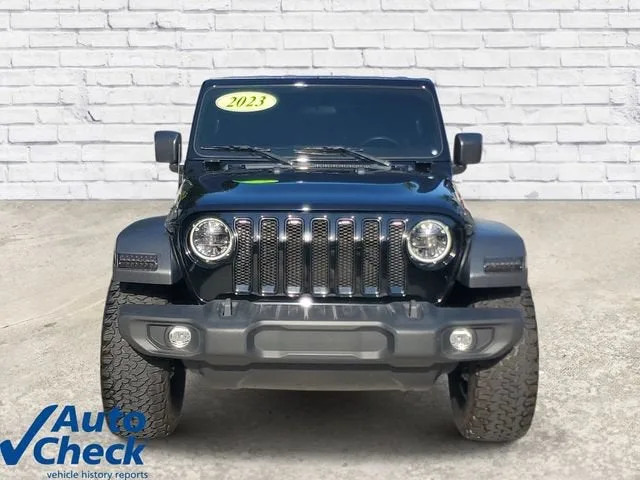 2023 Jeep Wrangler 4-Door Sport Altitude 4x4 photo 6