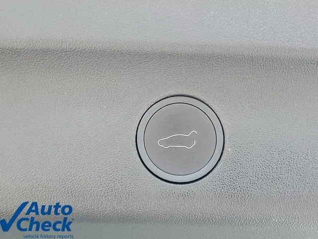 2023 Tesla Model Y Long Range photo 7
