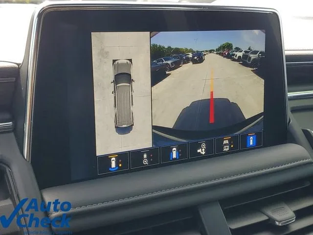 2024 Chevrolet Suburban LT photo 29